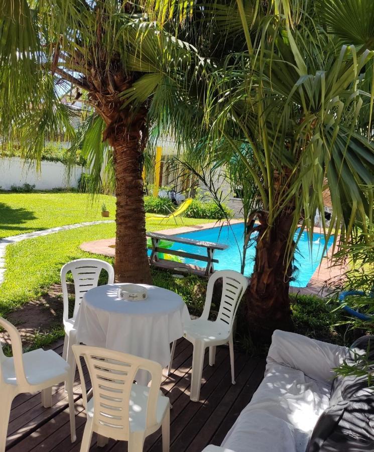 Olivos, Posada Y Habitaciones ブエノスアイレス エクステリア 写真